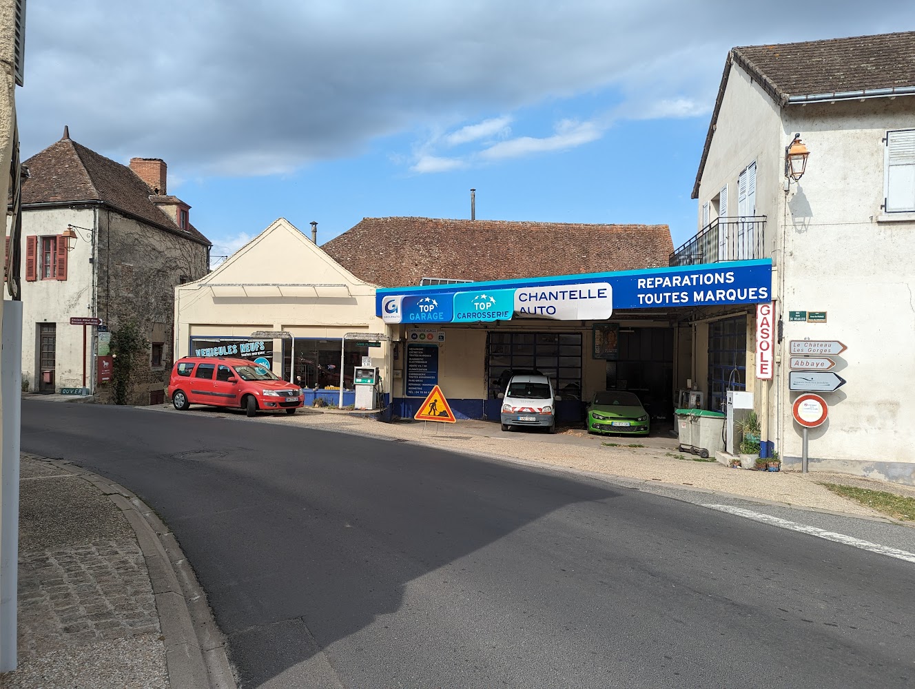 Chantelle Auto