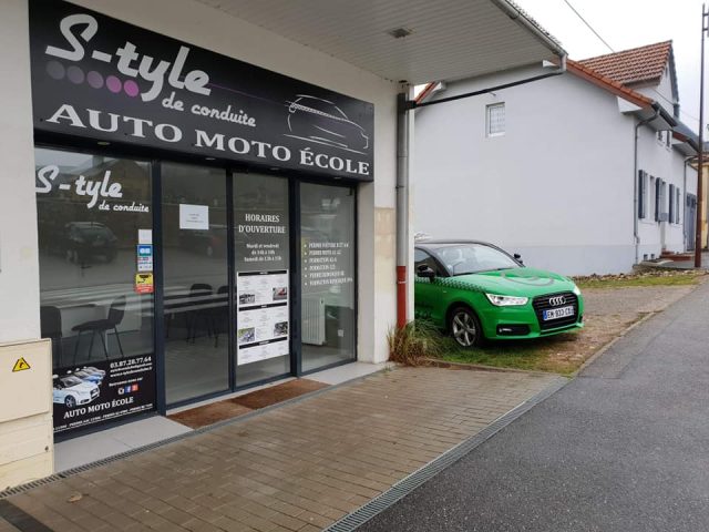 AUTO MOTO ECOLE S-TYLE DE CONDUITE - Bitche - +33 3 87 95 03 06