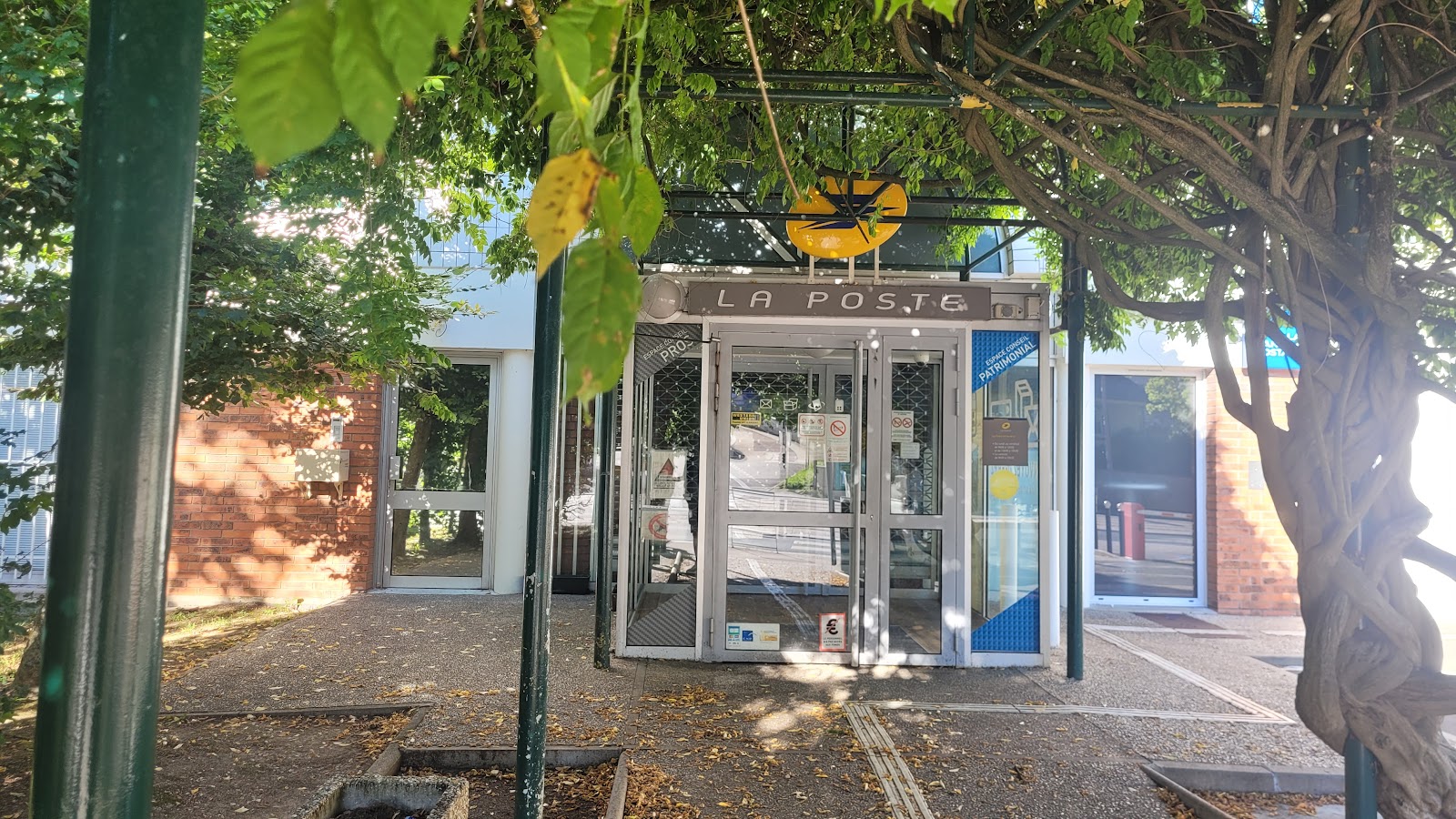 La Poste - Centre d'examen du code de la route