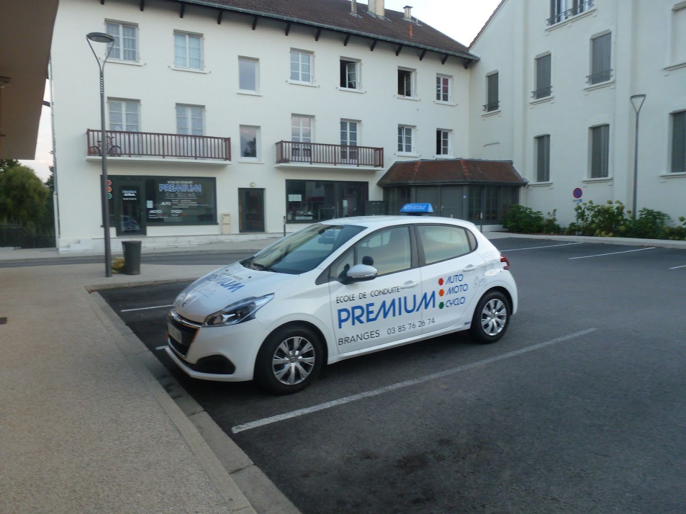 Ecole de Conduite PREMIUM 71