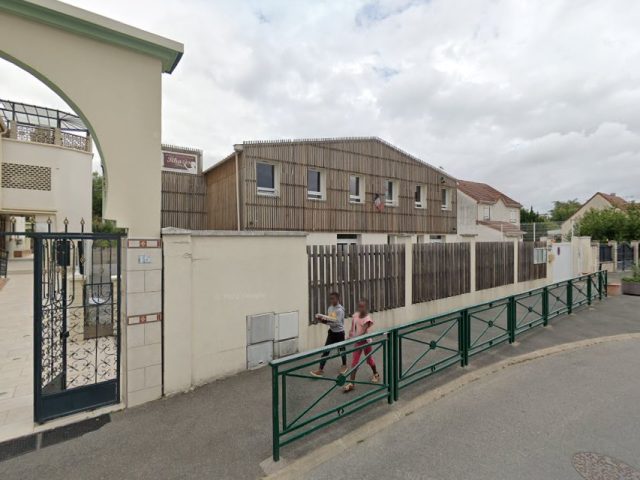 Ecole Privée Rhazès - Vigneux-sur-Seine - +33 7 82 57 64 69