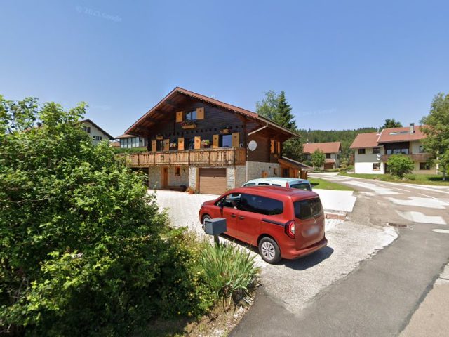 Lacroix Christian - Les Rousses - +33 3 84 60 06 59