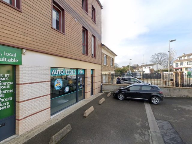 auto-école GM - Magny-les-Hameaux - +33 1 30 52 30 57