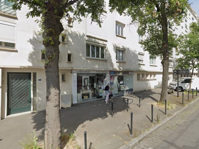 AURUS Auto-Ecole du Rond Point de Vannes - Nantes - +33 6 33 61 54 44