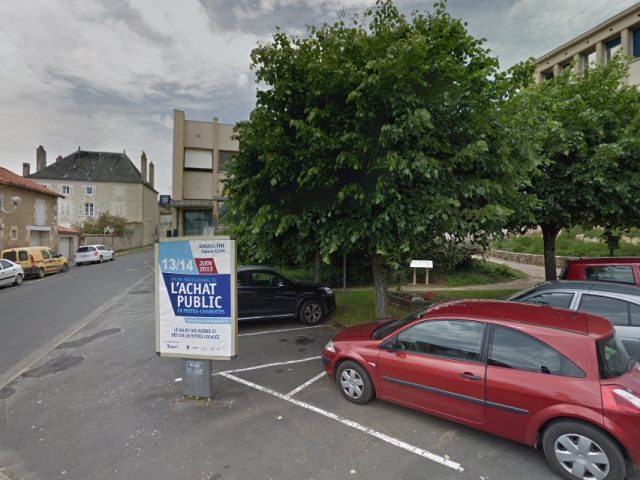 La Poste - Centre d'examen du code de la route - Civray - +33 806 80 08 82