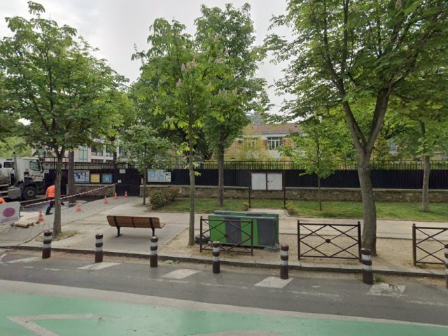 Ecole Saussaye - Neuilly-sur-Seine - +33 1 55 62 64 20