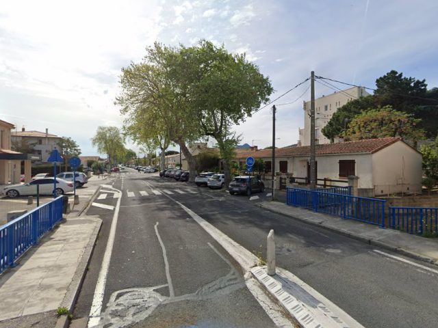La Poste - Centre d'examen du code de la route - Argelès-sur-Mer - +33 806 80 08 82