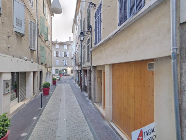 Auto Ecole de l'Horloge - Sisteron - +33 4 92 61 03 40