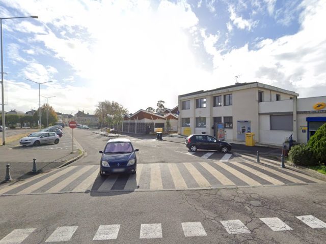 La Poste - Centre d’examen du code de la route - Thouars - +33 806 80 08 82