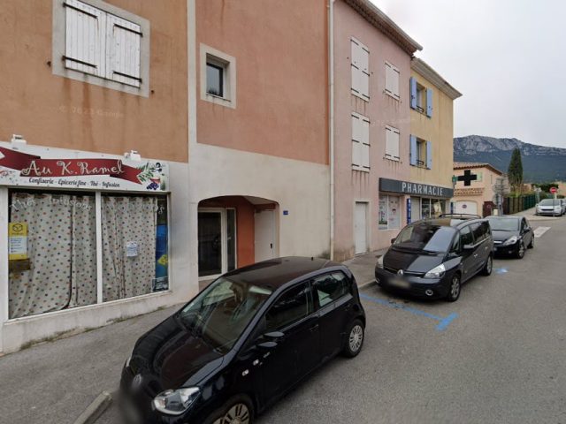 Auto-Ecole AZUR 83 - La Farlède - +33 4 94 38 60 53