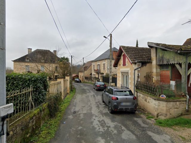 Bonneval Marie-Claude - Saint-Julien-de-Lampon - +33 5 53 29 77 72