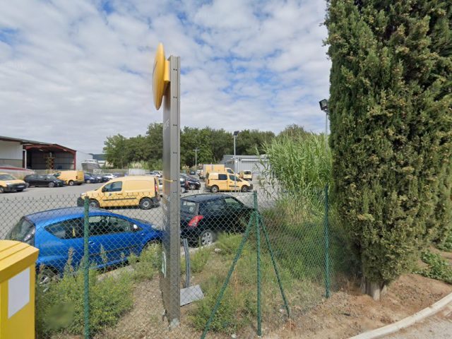 La Poste - Centre d'examen du code de la route - Grimaud - +33 806 80 08 82